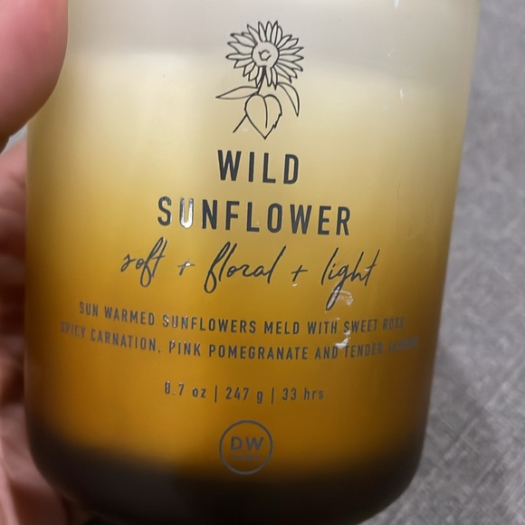 NEW DW HOME Wild Sunflower Candle 8.7oz single wick Frosted Jar - Picture 4 of 9